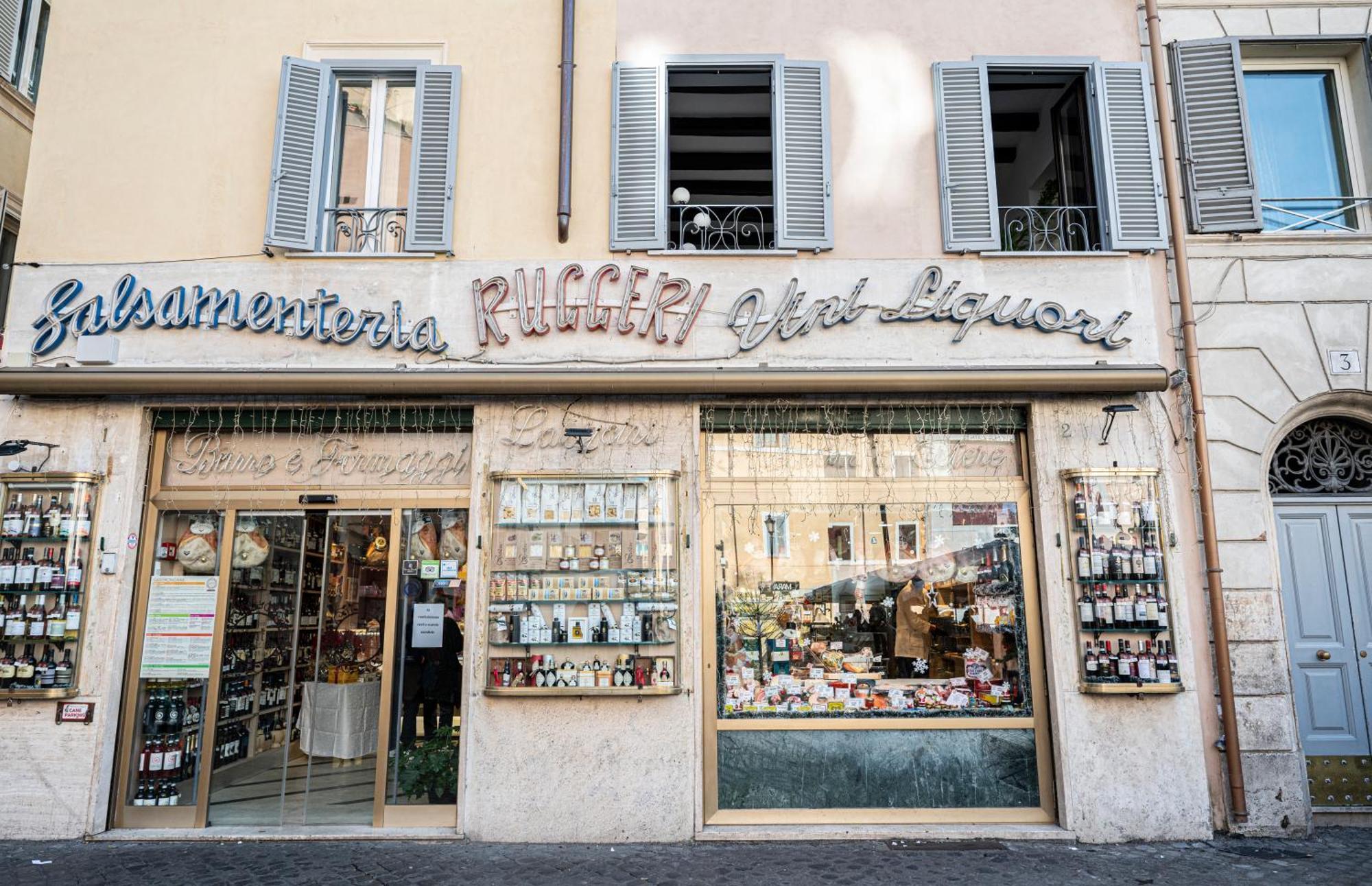 Campo De Fiori Amazing View Spacious Apartment